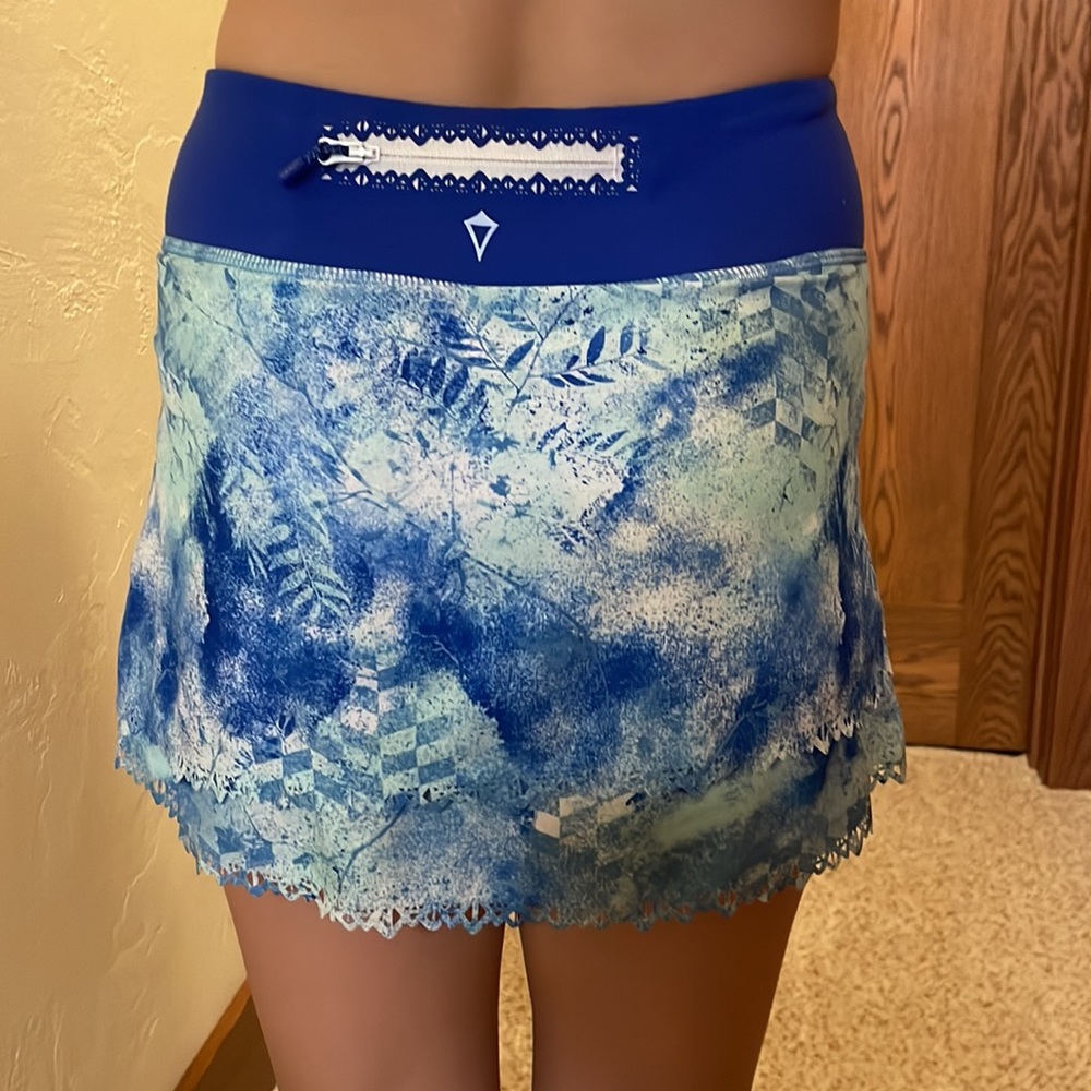 Ivivva by Lululemon tennis skirt skirt - Picture 2 of 16